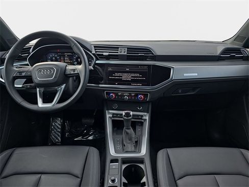 Used 2025 Audi Q3 2.0T Premium Plus w/ Premium Plus Package image 10