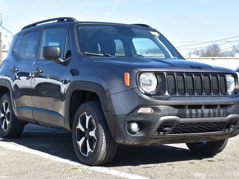 Used 2020 Jeep Renegade Sport image 3