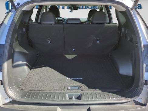 Certified 2025 Hyundai Tucson Limited image 12