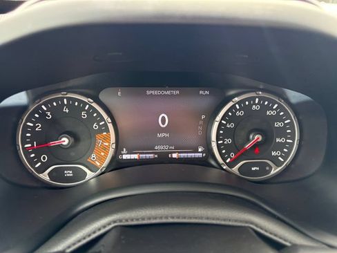 Used 2023 Jeep Renegade Trailhawk AWD/4WD image 26