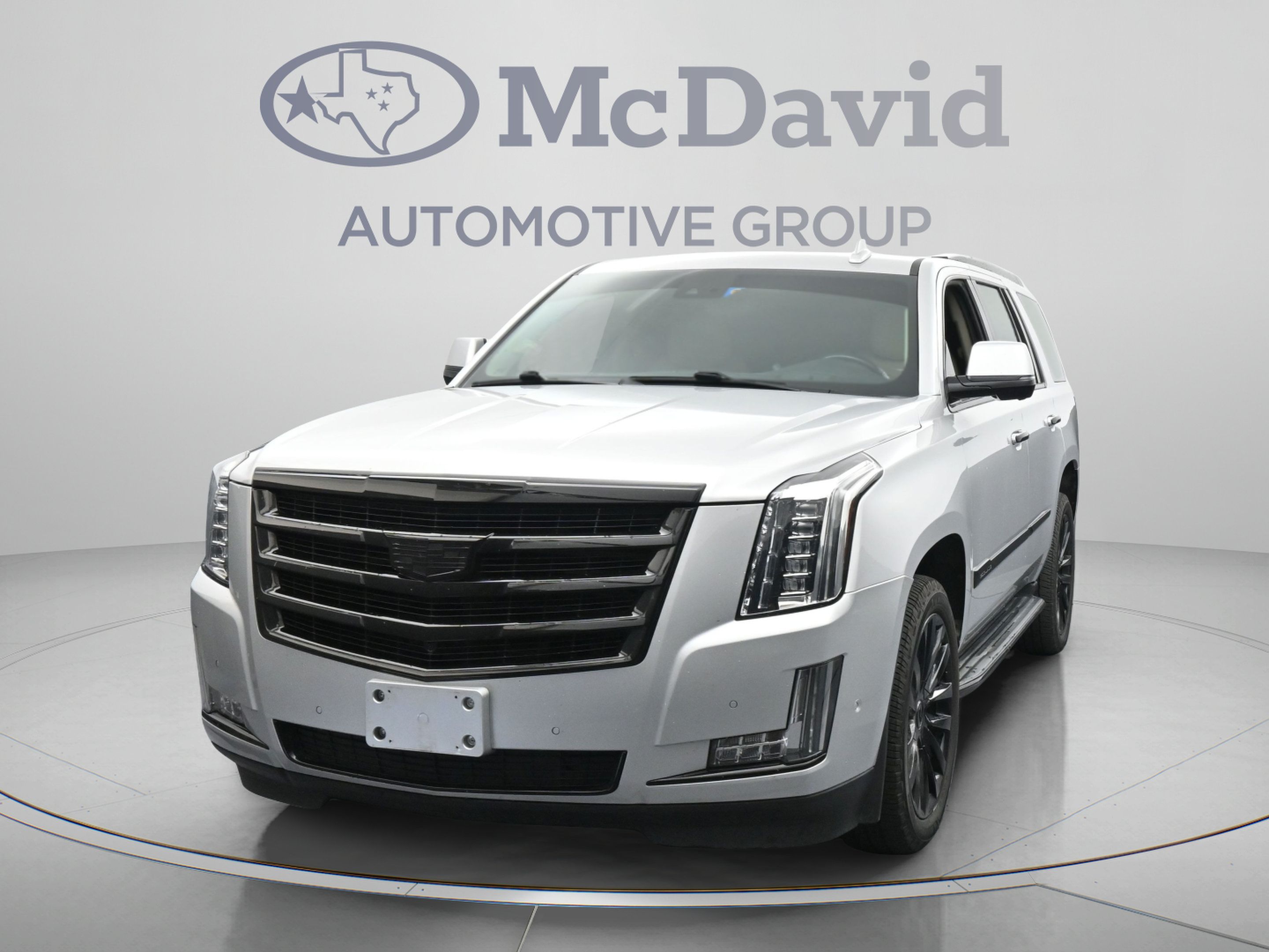 Used 2019 Cadillac Escalade Luxury w/ LPO, Radiant Package AWD/4WD image 1