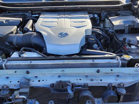 Used 2016 Lexus GX 460 image 40