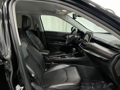 Used 2022 Jeep Compass Trailhawk image 30