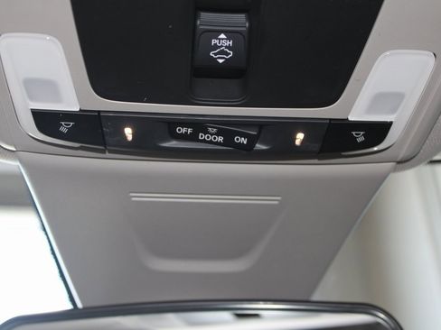 Used 2024 Honda Civic EX-L image 36