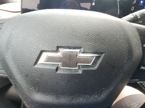 Used 2024 Chevrolet TrailBlazer RS w/ Convenience Package AWD/4WD image 34