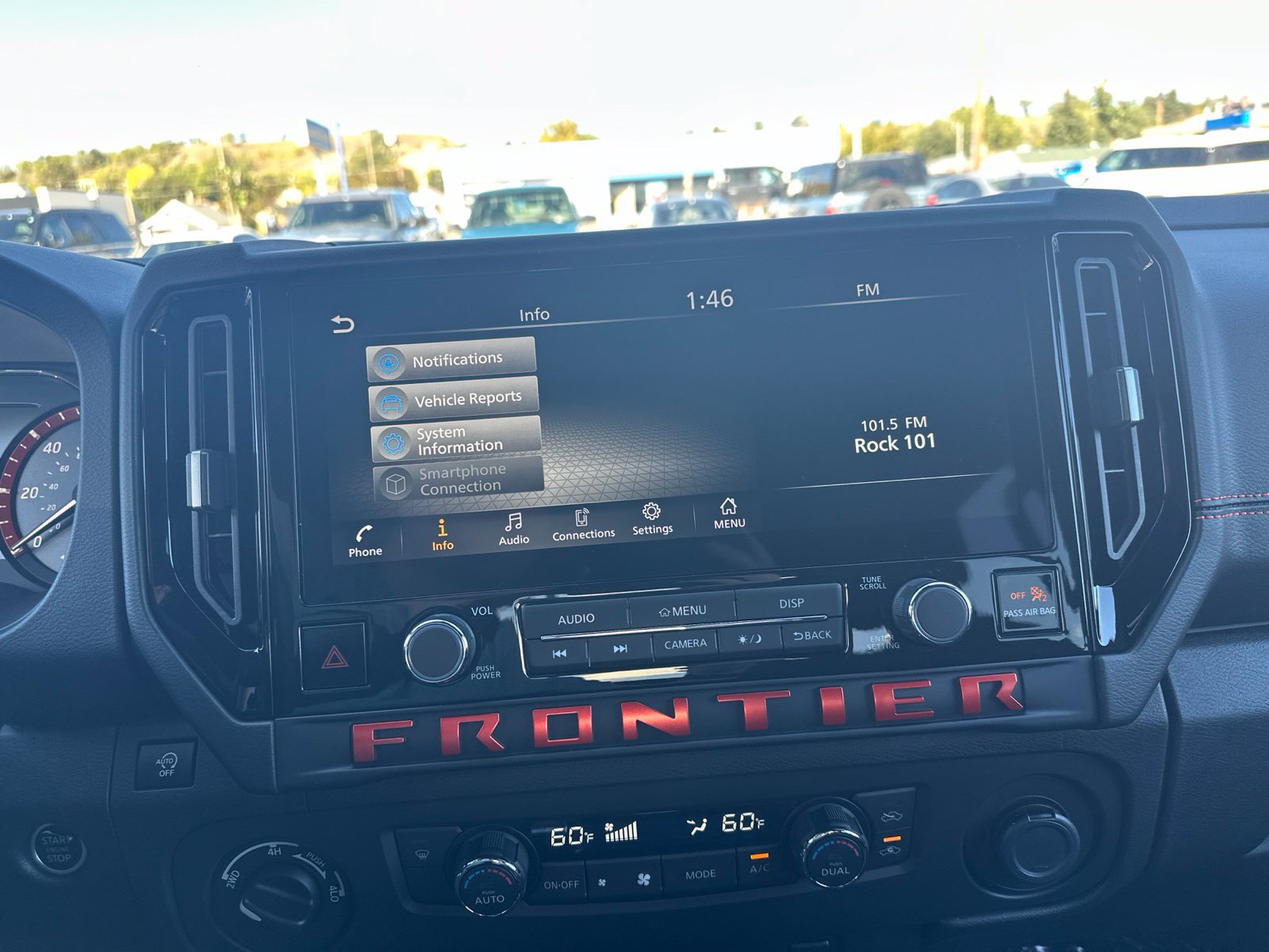 Used 2025 Nissan Frontier PRO-4X AWD/4WD image 48