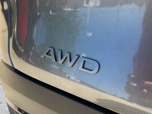 Used 2025 Nissan Murano SL AWD/4WD image 27