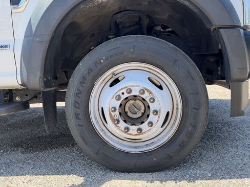 Certified 2020 Ford F550 4x4 Crew Cab Super Duty image 24