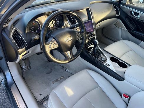 Used 2017 INFINITI Q50 Premium w/ 2.0T Premium Plus Package image 18