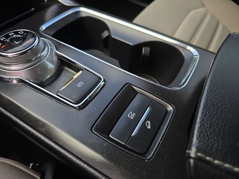 Used 2018 Ford Fusion S image 19