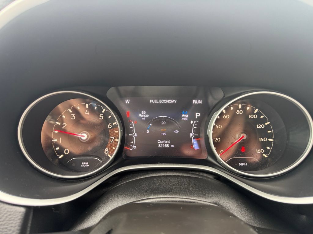 Used 2018 Jeep Compass Latitude w/ Popular Equipment Group AWD/4WD image 18