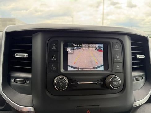 Used 2023 RAM 1500 Big Horn AWD/4WD image 25