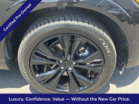 Certified 2024 Volvo XC60 B5 Plus w/ Protection Package Premier AWD/4WD image 9