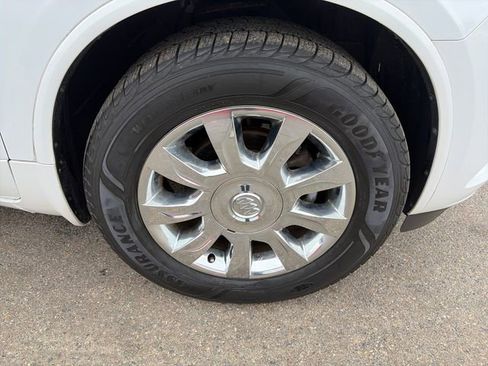 Used 2017 Buick Enclave Leather AWD/4WD image 14