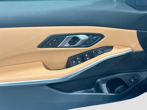 Used 2026 BMW 330i xDrive Sedan AWD/4WD image 18