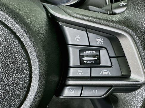 Used 2023 Subaru Impreza 2.0i Premium AWD/4WD image 9