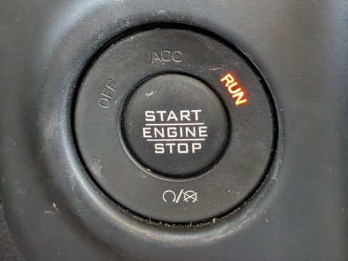 Used 2021 Jeep Gladiator Overland AWD/4WD image 30