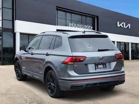 Used 2022 Volkswagen Tiguan SE R-Line FWD image 6
