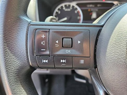 Used 2021 Nissan Rogue S FWD image 26