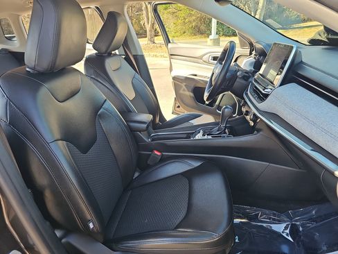 Used 2022 Jeep Compass Latitude w/ Convenience Group image 10