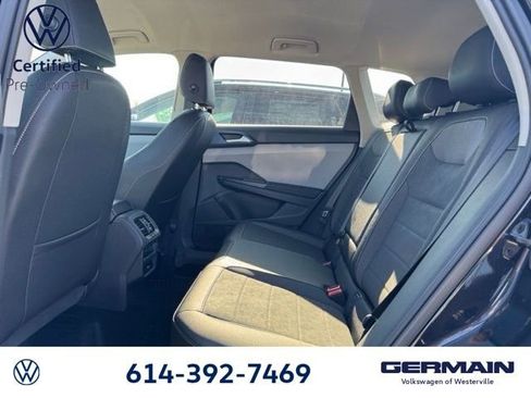 Certified 2024 Volkswagen Taos SE image 17