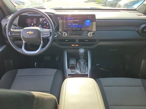 Used 2025 Chevrolet Colorado W/T w/ WT Convenience Package II RWD image 10