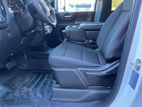 New 2026 GMC Sierra 3500 Pro w/ Convenience Package image 22