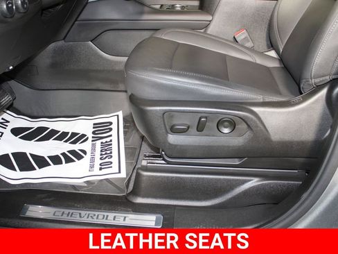 Used 2023 Chevrolet Tahoe LT w/ Luxury Package image 10