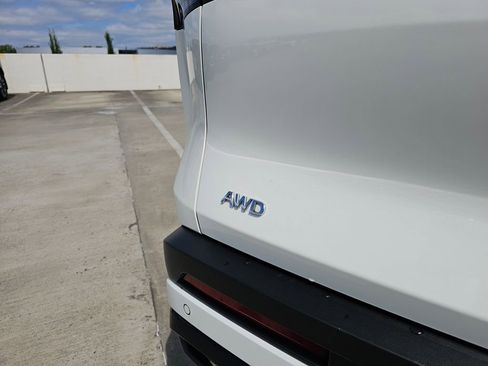 Certified 2024 INFINITI QX60 Pure image 18