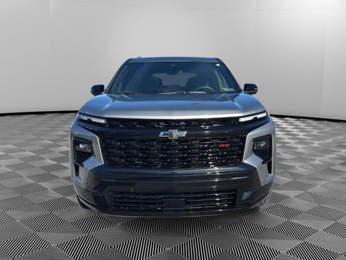 Used 2024 Chevrolet Traverse RS w/ LPO, Floor Liner Package image 7