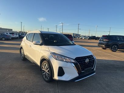 Certified 2024 Nissan Kicks SV