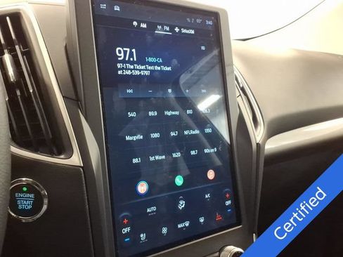 Certified 2024 Ford Edge SEL w/ Convenience Package AWD/4WD image 11