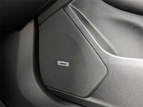 New 2025 Cadillac XT6 Premium Luxury image 17