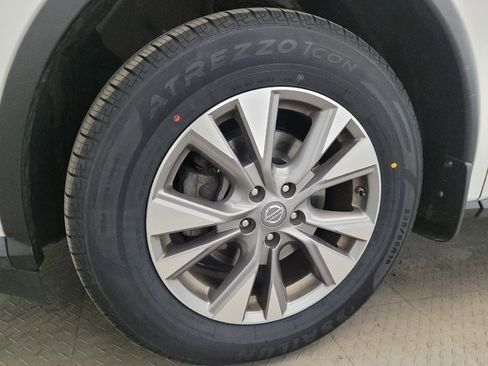 Used 2018 Nissan Murano SV AWD/4WD image 31