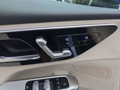 Certified 2025 Mercedes-Benz GLC 300 4MATIC image 24