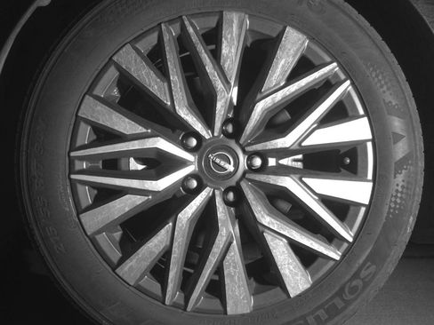 Used 2025 Nissan Altima 2.5 SV image 12