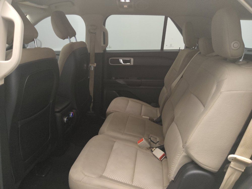 Used 2020 Ford Explorer 2WD image 18