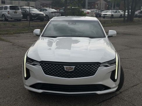 Used 2023 Cadillac CT4 Luxury w/ Cold Weather Package AWD/4WD image 11