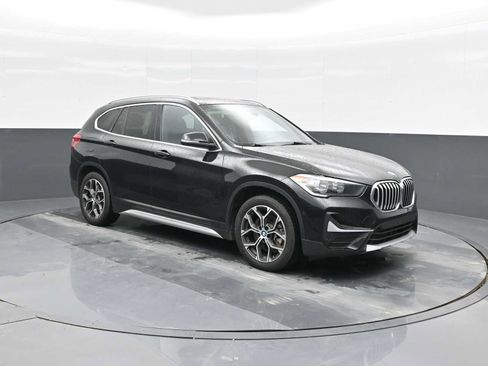 Used 2022 BMW X1 xDrive28i w/ Convenience Package image 1