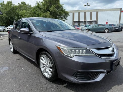 Used 2017 Acura ILX FWD image 3