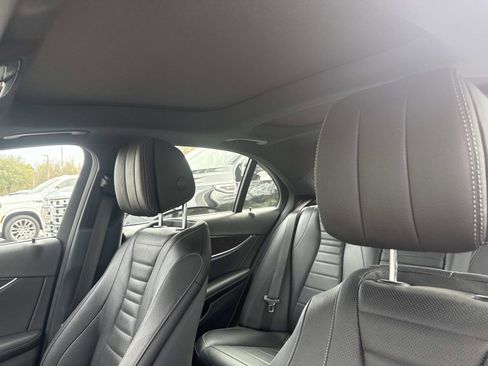 Used 2017 Mercedes-Benz E 300 image 21
