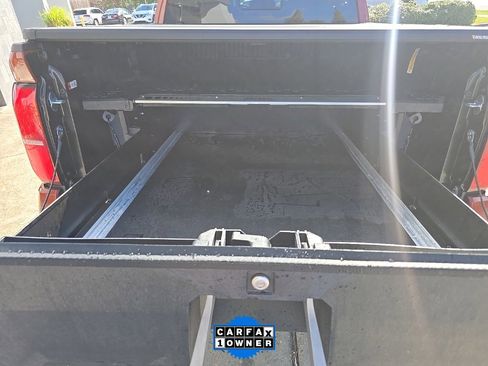 Used 2025 Toyota Tacoma TRD Sport image 13