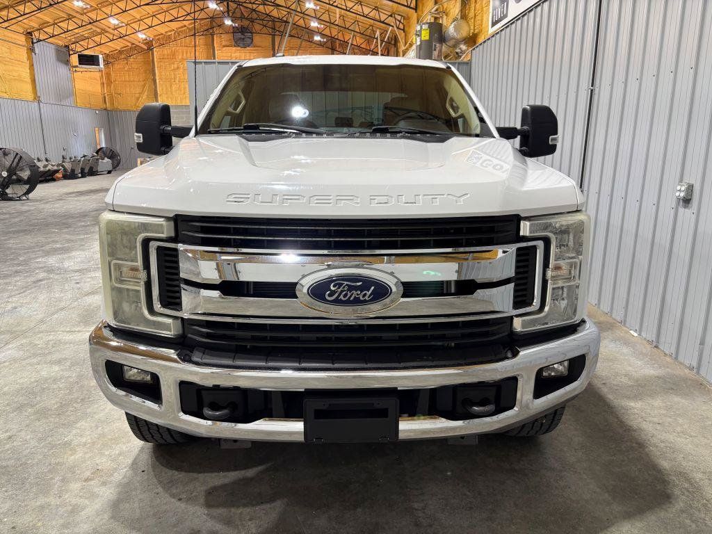 Used 2017 Ford F250 XLT w/ XLT Value Package AWD/4WD image 7