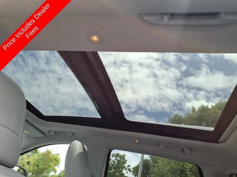 Used 2021 Jeep Cherokee Latitude Lux w/ Sun & Sound Group FWD image 19