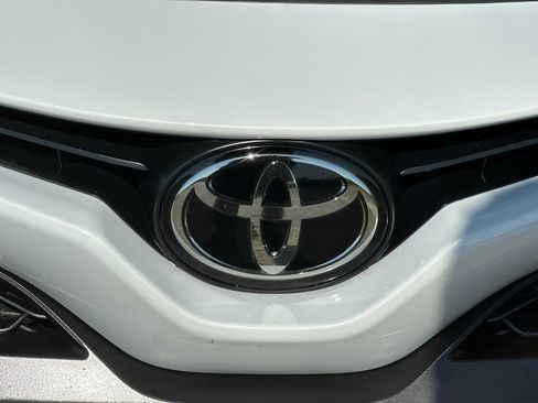 Used 2024 Toyota Camry SE FWD image 36