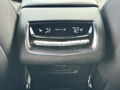 Used 2024 Cadillac XT6 Sport w/ LPO, Onyx Lite Package AWD/4WD image 15