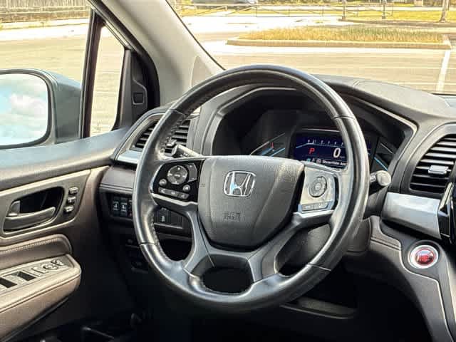 Used 2018 Honda Odyssey Touring image 25