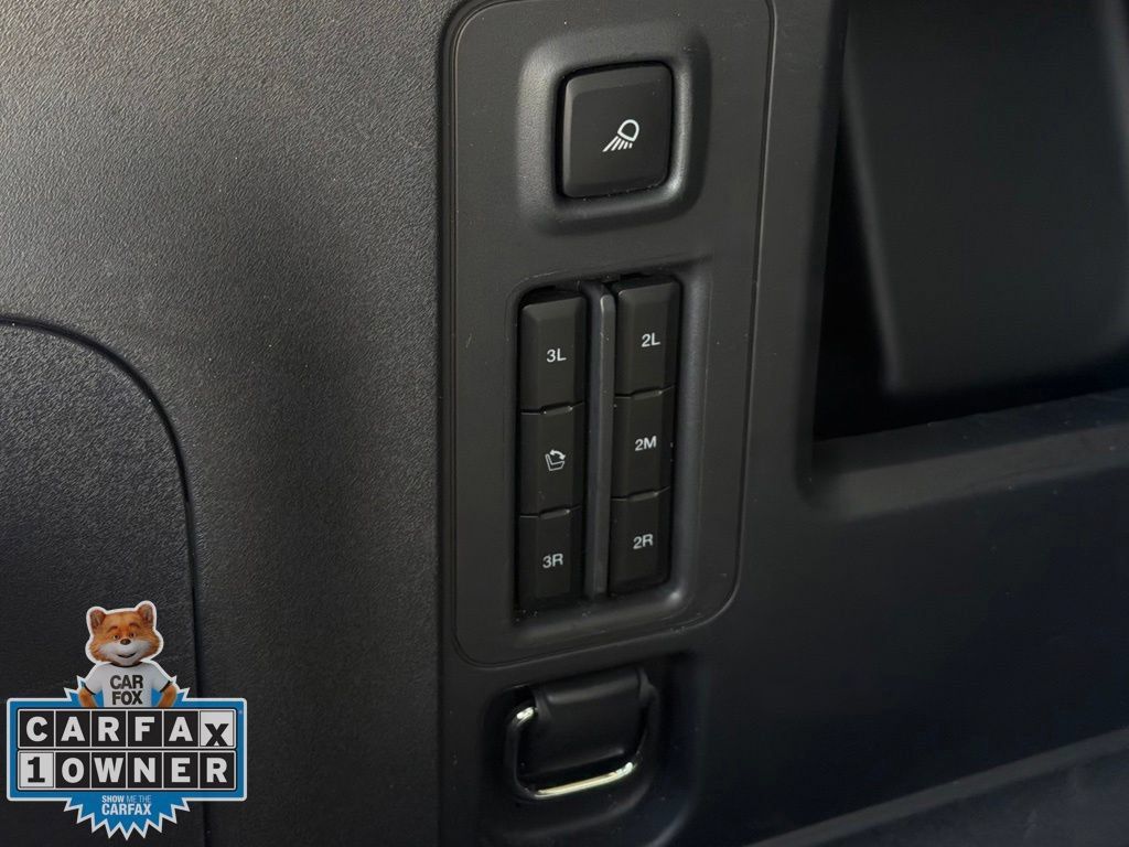 Used 2025 Ford Expedition Max Platinum AWD/4WD image 27