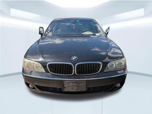 Used 2008 BMW 750Li w/ Luxury Seating Pkg RWD image 4