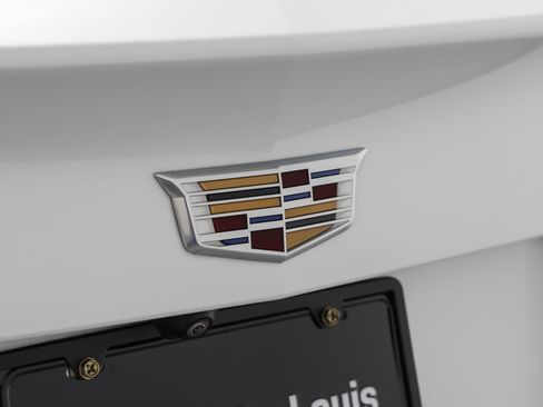 Used 2021 Cadillac XT4 Premium Luxury w/ Cold Weather Package AWD/4WD image 17